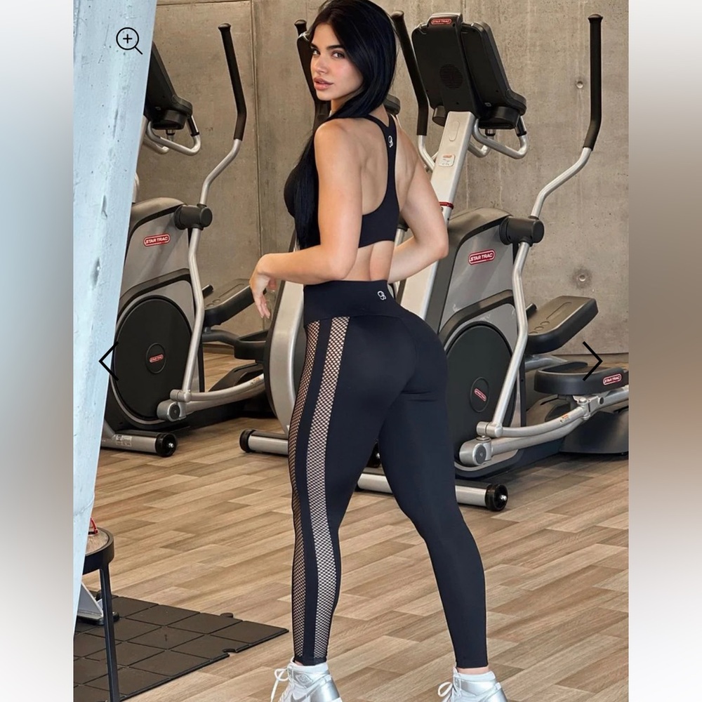 Bombshell Sportswear Black Leggings Sleek Design